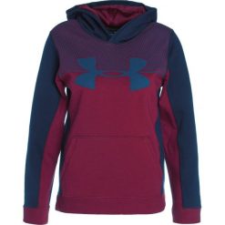 Under Armour BLOCKED Bluza z kapturem black currant. Czarne bluzy męskie Under Armour, z bawełny, z kapturem. W wyprzedaży za 135,85 zł.