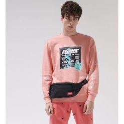 Bluza z nadrukiem -. Bluzy męskie Cropp, s, z nadrukiem, bez kołnierzyka, bez rękawów, bez kaptura. Za 79,99 zł.