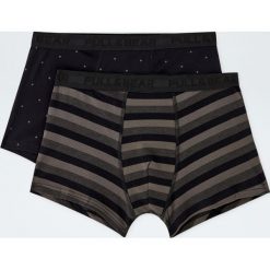 Komplet 2 par bokserek w paski i kropki. Czarne bokserki męskie Pull&Bear, w paski. Za 59,90 zł.