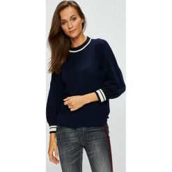 Silvian Heach - Sweter. Niebieskie swetry oversize damskie marki Silvian Heach, s, z poliesteru, klasyczne. W wyprzedaży za 239,90 zł.
