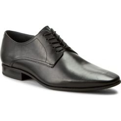 Półbuty GINO ROSSI - Ridge MPC475-M79-E100-9900-0 99. Czarne buty wizytowe męskie Gino Rossi, bez wzorów, ze skóry, eleganckie, bez zapięcia. W wyprzedaży za 209,00 zł.