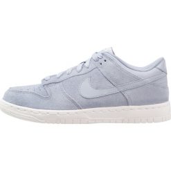 Nike Sportswear DUNK LOW SE (GS) Tenisówki i Trampki glacier grey/summit white. Szare trampki męskie Nike Sportswear, ze skóry. W wyprzedaży za 185,40 zł.