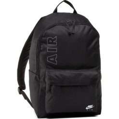 Plecak NIKE - CN4519 010. Czarne plecaki męskie Nike, bez wzorów, z materiału, sportowe. Za 119,00 zł.