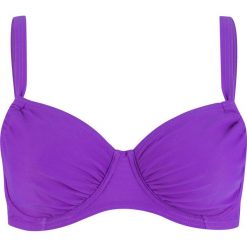 Biustonosz bikini na fiszbinach bonprix lila. Fioletowe stroje kąpielowe damskie marki bonprix, z nadrukiem. Za 39,99 zł.