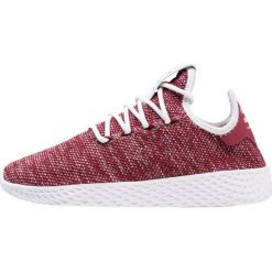 Adidas Originals PW TENNIS HU Tenisówki i Trampki footwear white/collegiate burgundy. Białe trampki męskie adidas Originals, z tworzywa sztucznego. Za 379,00 zł.