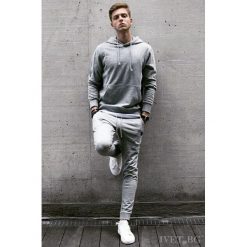 Męski komplet TOM. Szare bluzy męskie Męski komplet TOM, xl, bez wzorów, bez kołnierzyka, bez rękawów, bez kaptura. W wyprzedaży za 99,00 zł.