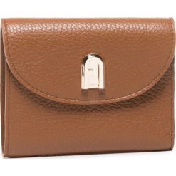 Mały Portfel Damski FURLA - Sleek 1056759 P PCR2 HSF Cognac h. Pomarańczowe portfele damskie Furla, bez wzorów, ze skóry. Za 629,00 zł.