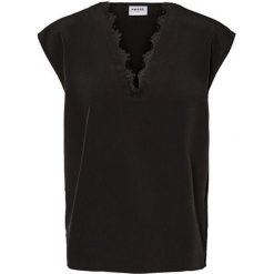 Vero Moda Damska bluzka Elsa S / L Lace Top Ga Black (rozmiar M). Czarne bluzki damskie Vero Moda, s, bez wzorów, bez kołnierzyka. W wyprzedaży za 65,00 zł.