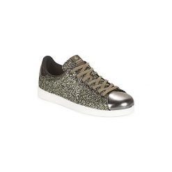 Buty Victoria DEPORTIVO BASKET GLITTER. Zielone trampki i tenisówki damskie Victoria, bez wzorów, bez zapięcia. Za 269,10 zł.