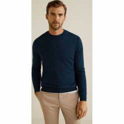 Mango Man - Sweter Willy. Szare swetry klasyczne męskie Mango Man, l, z dzianiny, z okrągłym kołnierzem. Za 199,90 zł.