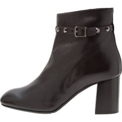 Botki damskie: Corte Della Pelle Botki nero