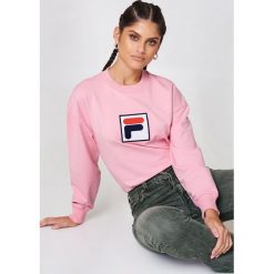 Bluzy damskie: FILA Bluza Erika Crew – Pink