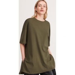 T-shirt oversize z bawełny organicznej - Zielony. Zielone t-shirty damskie Reserved, bez wzorów, z bawełny, bez kołnierzyka. W wyprzedaży za 29,99 zł.