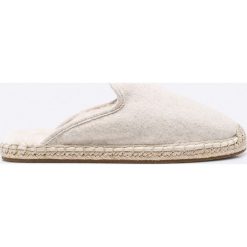 Marc O'Polo - Kapcie. Brązowe kapcie damskie marki Marc O'Polo, z gumy. W wyprzedaży za 139,90 zł.