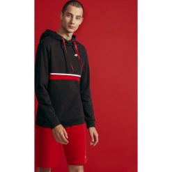 Bluza męska z kolekcji FROM PAST TO FUTURE. Bluzy męskie s, z nadrukiem, z dzianiny, z kapturem, bez rękawów, bez kaptura. Za 189,99 zł.
