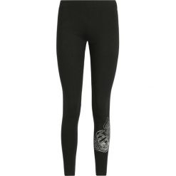 Legginsy EA7 Emporio Armani 3GTP52 TJ01Z 1200. Czarne spodnie damskie EA7 Emporio Armani, xs, z elastanu. W wyprzedaży za 289,00 zł.