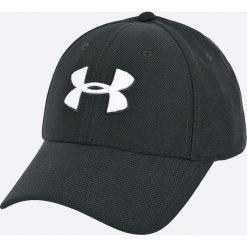 Under Armour - Czapka. Czerwone czapki męskie marki Under Armour, z elastanu. Za 79,90 zł.