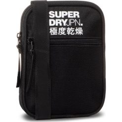 Saszetka SUPERDRY - Sport Pouch M9110006A Black 02A. Czarne torby męskie skórzane Superdry, bez wzorów, z materiału, młodzieżowe. Za 109,00 zł.