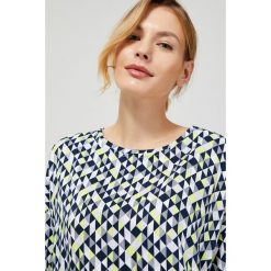 Koszula w geometryczne wzory. Żółte koszule damskie Moodo, s, z haftami, z wiskozy. Za 69,99 zł.