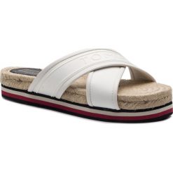 Espadryle TOMMY HILFIGER - Colorful Tommy Flat Sandal FW0FW04159 Whisper White 121. Białe espadryle damskie TOMMY HILFIGER, bez wzorów, ze skóry ekologicznej, bez obcasa. W wyprzedaży za 179,00 zł.
