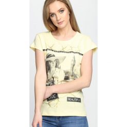 Bluzki asymetryczne: Żółty T-shirt Miss You Love You