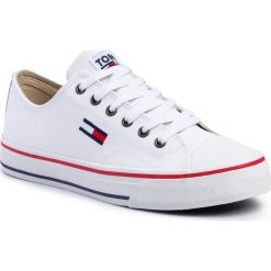 Trampki TOMMY JEANS - Wmns Leather City Sneaker EN0EN00746 White YBS. Białe półbuty damskie Tommy Jeans, bez wzorów, z jeansu, bez zapięcia. Za 399,00 zł.
