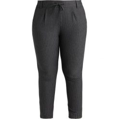 Spodnie dresowe damskie: Only Carmakoma ONLCARPOPTRASH PINSTRIPE PANT Spodnie treningowe dark grey melange