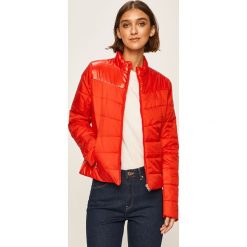 Calvin Klein Jeans - Kurtka. Czarne kurtki damskie Calvin Klein Jeans, s, bez wzorów, z poliesteru, krótkie, bez kaptura. Za 749,90 zł.