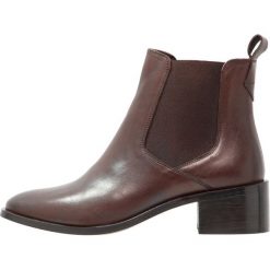 KIOMI Ankle boot brown. Brązowe botki damskie na zamek KIOMI, z materiału. Za 379,00 zł.