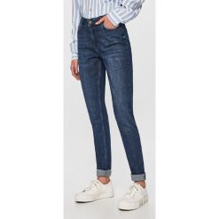 Answear - Jeansy. Niebieskie jeansy damskie ANSWEAR, s. W wyprzedaży za 49,90 zł.