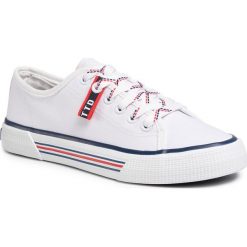 Tenisówki TOM TAILOR - 8095305 White. Białe półbuty damskie Tom Tailor, na co dzień, bez wzorów, z gumy, bez obcasa, na płaskiej podeszwie, bez zapięcia. W wyprzedaży za 139,00 zł.