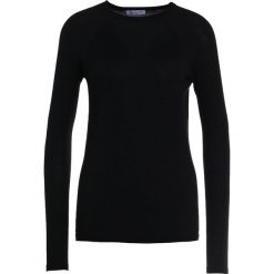 Swetry klasyczne damskie: Johnstons Cashmere SKUBA SKIN RAGLAN Sweter black