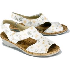 SUAVE 711054-3 weiss, sandały damskie. Koturny damskie Suave, bez wzorów, ze skóry, bez obcasa, na koturnie, bez zapięcia. Za 289,90 zł.