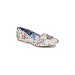 Baleriny Irregular Choice SHELLY. Baleriny damskie Irregular Choice, bez wzorów, bez obcasa. W wyprzedaży za 330,85 zł.