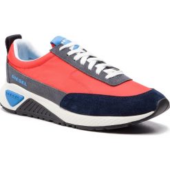 Sneakersy DIESEL - S-Kb Low Lace Y01880 P0375 H7135 Poppy Red/Castlerock. Czerwone sneakersy męskie Diesel, na co dzień, bez wzorów, ze skóry, klasyczne, bez zapięcia. Za 579,00 zł.