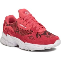 Buty adidas - Falcon W FV4481 Crapnk/Crapnk/Ftwwht. Różowe buty sportowe damskie Adidas, bez wzorów, z zamszu, sportowe. Za 399,00 zł.