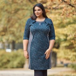 Granatowa sukienka Krysia duże rozmiary XXL. Szare sukienki damskie Moda Size Plus Iwanek, na co dzień, na zimę, s, w kwiaty, z tkaniny, biznesowe, z okrągłym kołnierzem, bez rękawów, midi, proste. Za 165,00 zł.