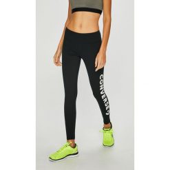 Converse - Legginsy. Szare legginsy we wzory Converse, m, z bawełny. W wyprzedaży za 119,90 zł.