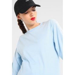 Bluzki asymetryczne: Obey Clothing WORLDWIDE Bluzka z długim rękawem powder blue