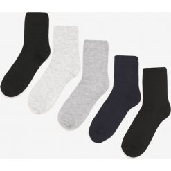 5-pack Mix kolorów Skarpety Nessarah. Skarpetki męskie Born2be, bez wzorów. Za 19,99 zł.