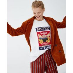 Koszulka z makaronem. Szare t-shirty damskie Pull&Bear. Za 59,90 zł.