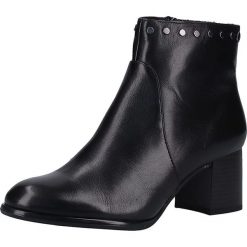 Skórzane botki w kolorze czarnym. Czarne botki damskie Tamaris, Caprice, Marco Tozzi, s.Oliver, bez obcasa, na obcasie, bez zapięcia. W wyprzedaży za 265,95 zł.