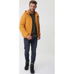 Żółta Kurtka Maggiore. Żółte kurtki męskie Born2be, xl, bez wzorów. Za 199,99 zł.