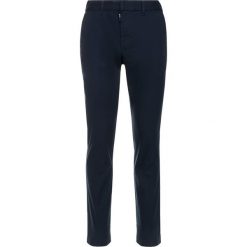 Spodnie materiałowe EA7 Emporio Armani 3GPP01 PNQ1Z 1554. Niebieskie jeansy męskie EA7 Emporio Armani, m, bez wzorów, z elastanu. W wyprzedaży za 299,00 zł.