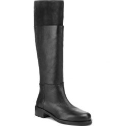 Oficerki SOLO FEMME - 56308-11-E52/H92-01-00 Czarny. Czarne kozaki damskie Solo Femme, ze skóry, bez obcasa, na obcasie, bez zapięcia. W wyprzedaży za 399,00 zł.
