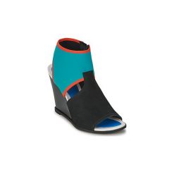 Sandały Kenzo DELIGHT. Szare sandały damskie Kenzo, bez wzorów, bez obcasa, bez zapięcia. Za 965,40 zł.