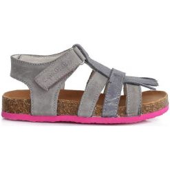 D-D-step sandały dziewczęce 34 szare. Szare sandały dziewczęce D-D-Step, z otwartym noskiem, z paskami. Za 189,00 zł.