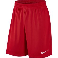 SPODENKI NIKE PARK II KNIT (725903-657). Czerwone spodenki i szorty męskie marki Nike, na lato, m, bez wzorów, z poliesteru. Za 44,99 zł.