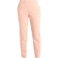 Chinosy damskie: someday. CELANA Chinosy pale blush