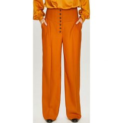 Answear - Spodnie Heritage. Czerwone spodnie damskie ANSWEAR, s, bez wzorów, z poliesteru, eleganckie. W wyprzedaży za 129,90 zł.